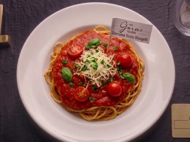 Domates Soslu Spagetti